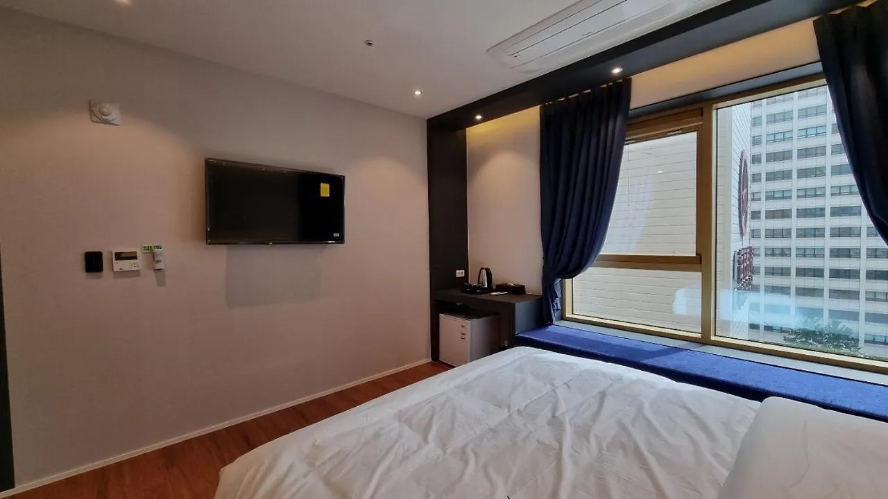 Gold Stone Hotel Busan 3*,  South Korea