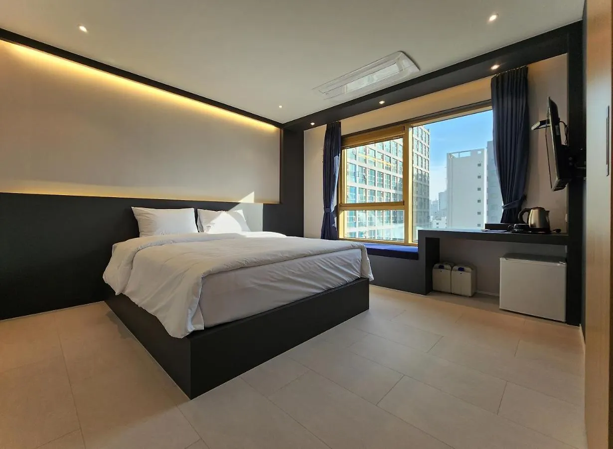 Gold Stone Hotel Busan 3*,  South Korea