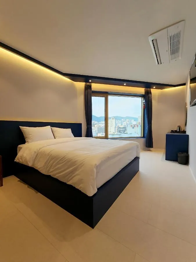 Gold Stone Hotel Busan 3*,  South Korea