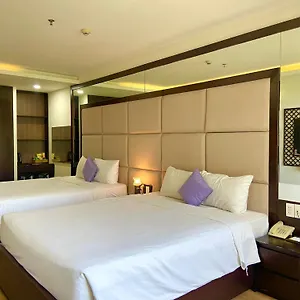https://pariat-river-front-hotel-da-nang.dananghotels.net